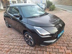 Super black pearl zmv Gebraucht 2024 Suzuki Swift Comfort+ Kleinwagen | 19.900 €