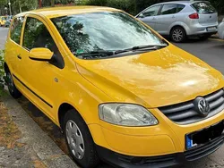 Gelb Gebraucht 2005 VW Fox Kleinwagen | 1.990 € (Fairer Preis)