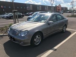 Silber Gebraucht 2004 Mercedes C200 Limousine | 3.200 € (Fairer Preis)