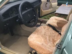 Grün Gebraucht 1990 Mercedes 190 Sportline Limousine | 9.850 €