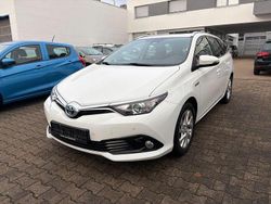 Weiß Gebraucht 2018 Toyota Auris Touring Sports Comfort Kombi | 13.995 € (Fairer Preis)