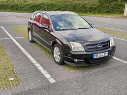 Schwarz Gebraucht 2003 Opel Signum Kombi | 1.025 € (Fairer Preis)