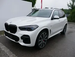 Weiss Gebraucht 2023 BMW X5 M50 M Sport SUV | 61.949 € (Fairer Preis)