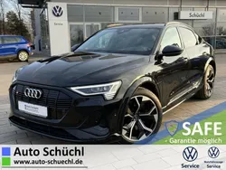 Mythosschwarz metallic Gebraucht 2021 Audi e-tron Comfort SUV | 47.770 € (Guter Preis)