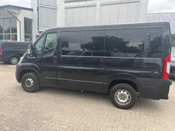Schwarz Gebraucht 2020 Peugeot Boxer Van | 11.900 € (Superpreis)