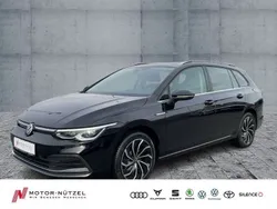 Deep black perleffekt Gebraucht 2022 VW Golf VIII Style Kombi | 25.950 € (Guter Preis)