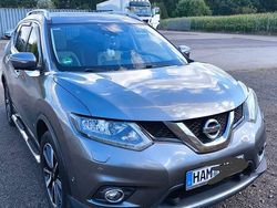 Grau Gebraucht 2015 Nissan X-Trail 360º SUV | 10.800 € (Fairer Preis)