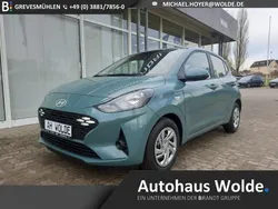 Grün Gebraucht 2024 Hyundai i10 Select Kleinwagen | 16.490 € (Fairer Preis)