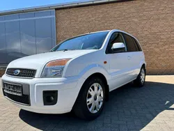 Weiß Gebraucht 2012 Ford Fusion Limousine | 3.599 € (Fairer Preis)