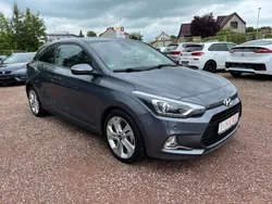 Grau Gebraucht 2018 Hyundai i20 Coupé | 13.000 € (Fairer Preis)