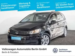 Deep black perleffekt Gebraucht 2024 VW Touran Comfortline Van / Kleinbus | 30.333 € (Guter Preis)