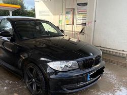 Schwarz Gebraucht 2007 BMW 116 Kleinwagen | 2.400 € (Guter Preis)