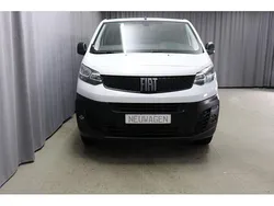 Gebraucht 2023 Fiat Scudo Van / Kleinbus | 26.740 € (Guter Preis)