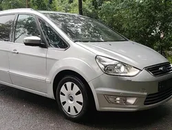 Silber Gebraucht 2014 Ford Galaxy Van / Kleinbus | 8.900 € (Fairer Preis)