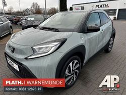 Grau Gebraucht 2024 Toyota Aygo Pulse Kleinwagen | 18.590 €