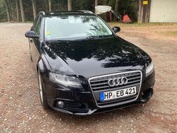 Schwarz Gebraucht 2009 Audi A4 Ambiente Kombi | 4.999 € (Guter Preis)