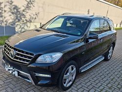 Schwarz Gebraucht 2013 Mercedes ML350 AMG SUV | 21.950 € (Guter Preis)