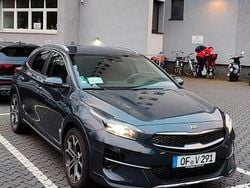 Grau Gebraucht 2021 Kia XCeed Spirit SUV | 19.400 € (Guter Preis)