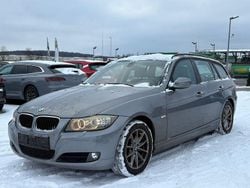 Grau Gebraucht 2010 BMW 318 Comfort Edition Kombi | 2.480 € (Superpreis)