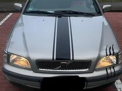 Silber Gebraucht 1997 Volvo S40 Limousine | 1.399 €