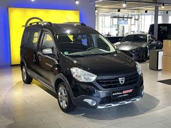 Perlmuttschwarz Gebraucht 2015 Dacia Dokker Stepway Van / Kleinbus | 9.490 € (Fairer Preis)