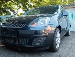 Grau Gebraucht 2008 Ford Fiesta Ambiente Kleinwagen | 2.599 € (Guter Preis)