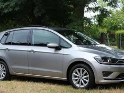 Tungsten silver metallic Gebraucht 2015 VW Golf Sportsvan LOUNGE Van / Kleinbus | 11.990 € (Fairer Preis)
