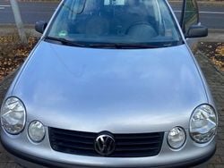 Grau Gebraucht 2005 VW Polo Basis Limousine | 800 € (Guter Preis)
