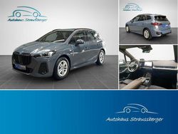 Grau Gebraucht 2025 BMW 220 M Sport Van / Kleinbus | 30.090 € (Superpreis)