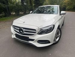 Weiß Gebraucht 2015 Mercedes C300 Avantgarde Limousine | 16.490 € (Fairer Preis)