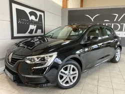 Schwarz Gebraucht 2017 Renault Mégane IV Play Limousine | 11.999 € (Superpreis)
