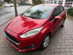 Rot Gebraucht 2016 Ford Fiesta Trend Kleinwagen | 5.299 € (Guter Preis)