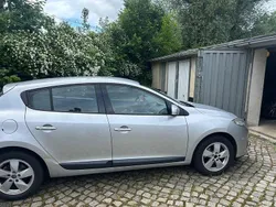 Silber Gebraucht 2011 Renault Mégane III Dynamique Limousine | 3.200 € (Superpreis)