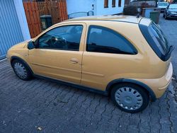 Gelb Gebraucht 2005 Opel Corsa Limousine | 1.100 € (Guter Preis)