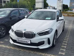 Weiß Gebraucht 2021 BMW 118 M Sport Kleinwagen | 22.000 € (Guter Preis)