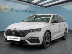 Silber Gebraucht 2022 Skoda Octavia RS Kombi | 28.749 € (Fairer Preis)