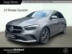 Mountaingrau Gebraucht 2024 Mercedes B200 Progressive Van / Kleinbus | 32.900 € (Etwas zu teuer)
