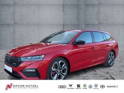 Rot Gebraucht 2022 Skoda Octavia RS Kombi | 30.930 € (Etwas zu teuer)