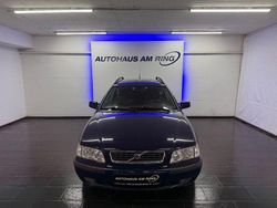 Blau Gebraucht 2003 Volvo V40 Comfort Kombi | 2.999 € (Teuer)