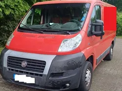 Rot Gebraucht 2011 Fiat Ducato 33 Van | 3.980 €