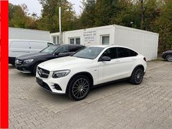 Weiß Gebraucht 2017 Mercedes GLC350 AMG line Limousine | 27.251 € (Etwas zu teuer)