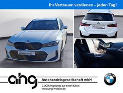 Weiß Gebraucht 2024 BMW 320 Performance Kombi | 46.690 € (Teuer)