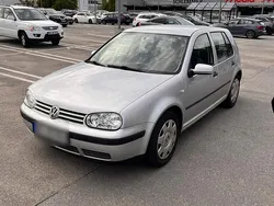 Silber Gebraucht 2001 VW Golf IV Kleinwagen | 1.200 € (Fairer Preis)