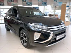 Schwarz Gebraucht 2020 Mitsubishi Eclipse Cross Active SUV | 19.990 € (Guter Preis)