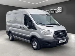 Silber Gebraucht 2018 Ford Transit Trend Van / Kleinbus | 17.450 € (Guter Preis)