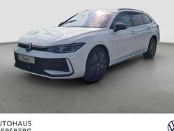 Weiß Neu 2025 VW Passat R-line Kombi | 56.720 € (Teuer)