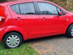 Rot Gebraucht 2008 Opel Agila Kleinwagen | 1.299 € (Guter Preis)
