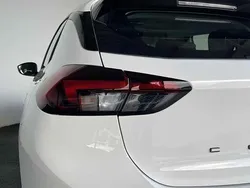 Weiss / arktisweiss Neu 2024 Opel Corsa Edition Kleinwagen | 17.470 € (Superpreis)
