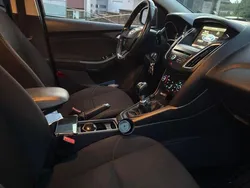 Schwarz Gebraucht 2015 Ford Focus Kombi | 6.199 €