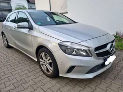 Silber Gebraucht 2015 Mercedes A180 Style Limousine | 13.990 € (Fairer Preis)